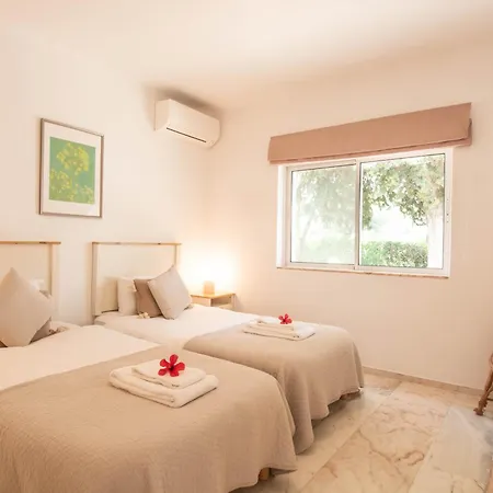 Casa Leao * Carvoeiro (Lagoa)